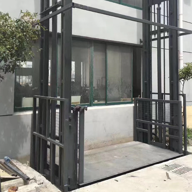 海城5吨室外升降货梯